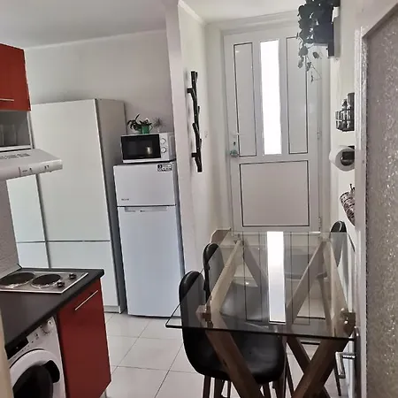 1 Kastela